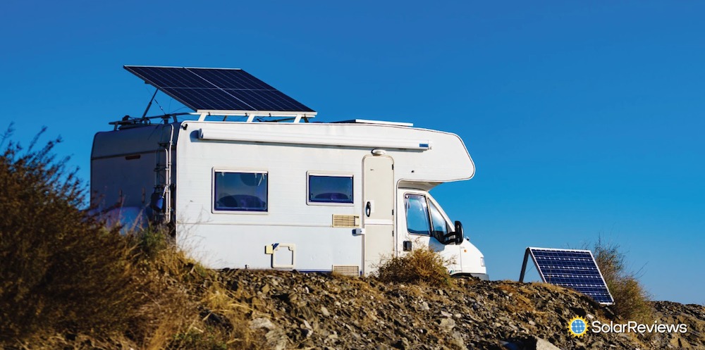 Mobile homes and 400-watt solar panels can make a great pair!