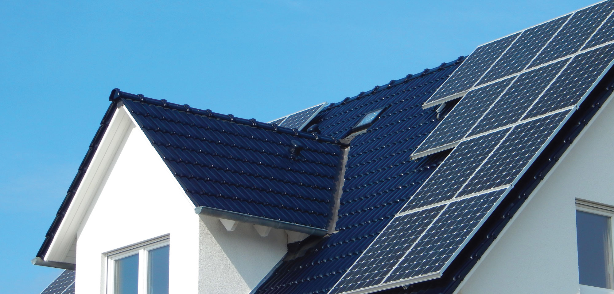 Is it better to lease or buy solar panels? What you need to know