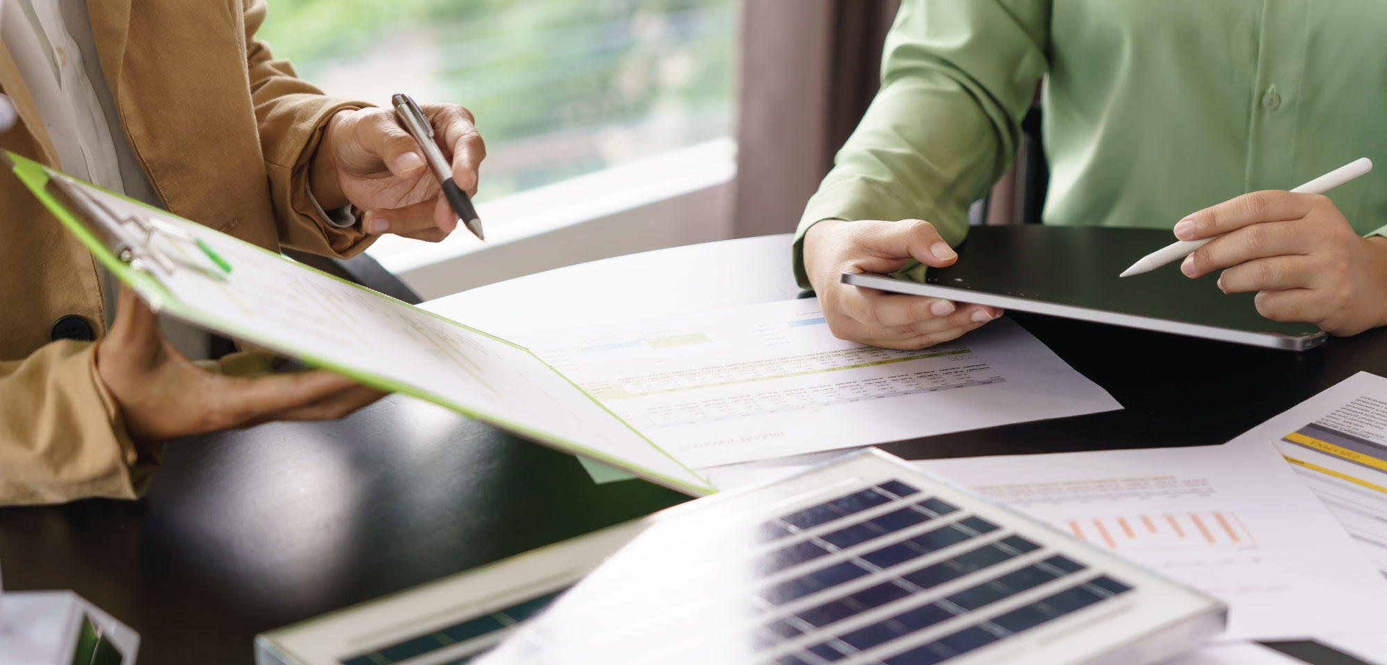 Questions to ask solar companies before you sign a contract