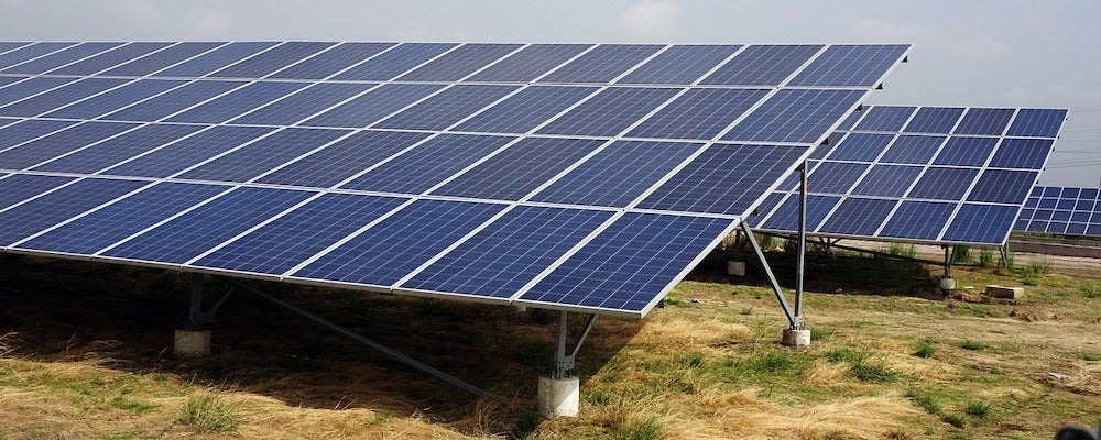Utility-scale solar: what is it, how does it work?